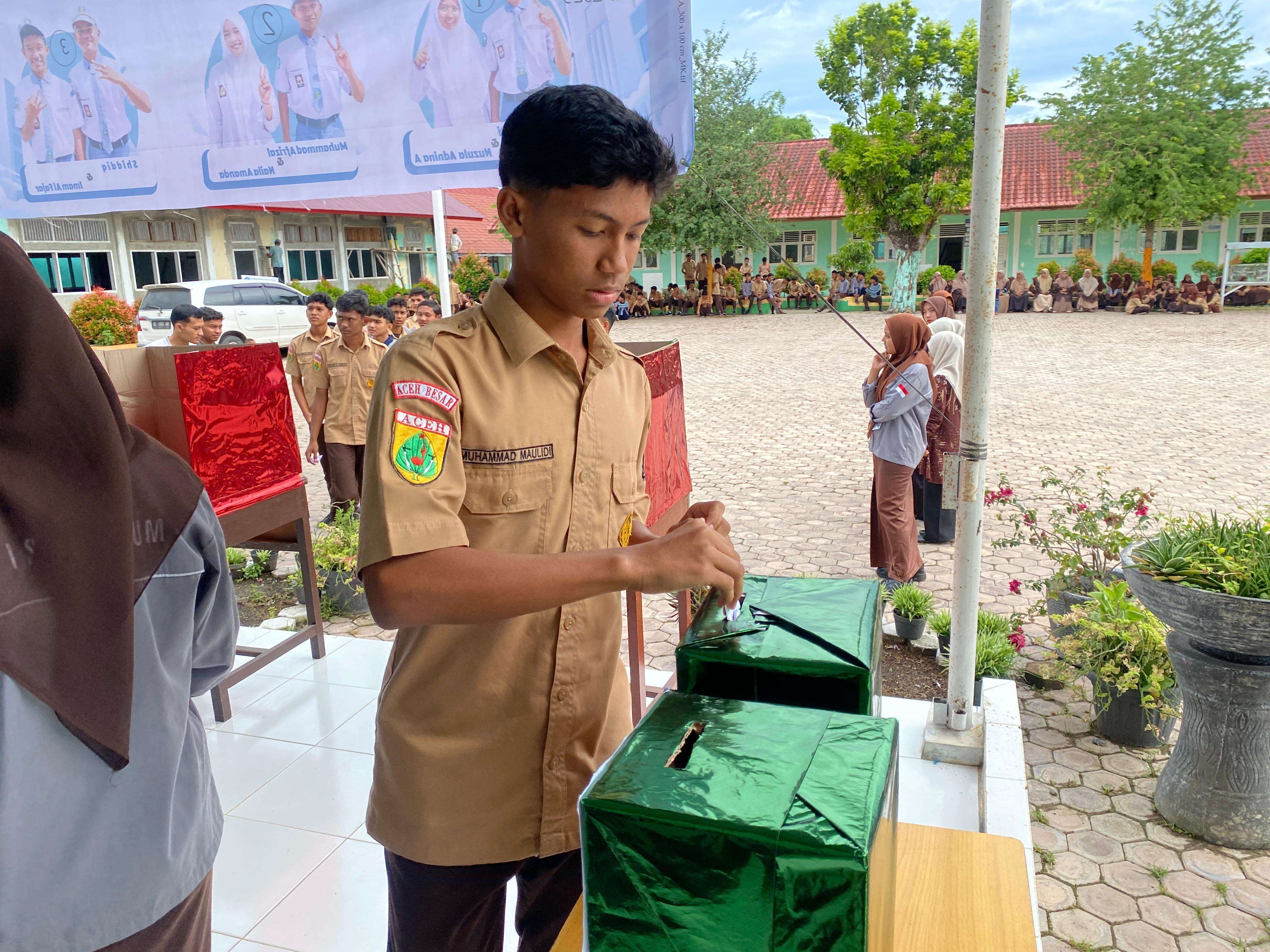 Pemilihan OSIS SMA Negeri 1 Seulimeum Tahun 2025